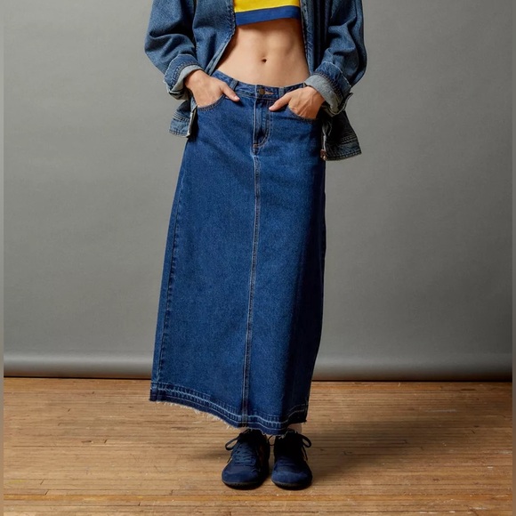 Urban Outfitters Dresses & Skirts - Urban Outfitters BDG Theo Denim A-Line Midi Maxi Skirt Dark Women’s Medium